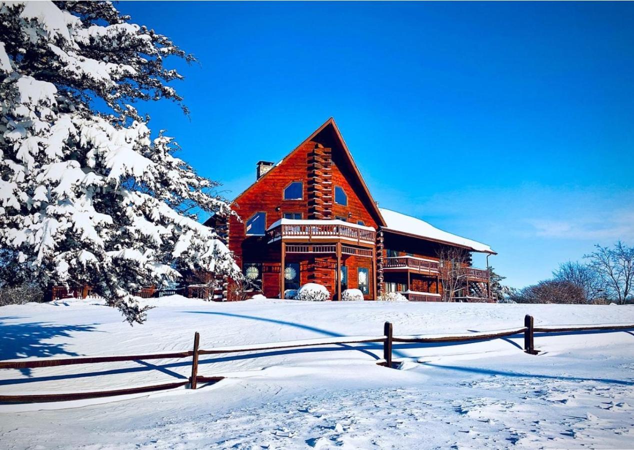 Point Au Roche Lodge แพลตส์เบิร์ก ภายนอก รูปภาพ